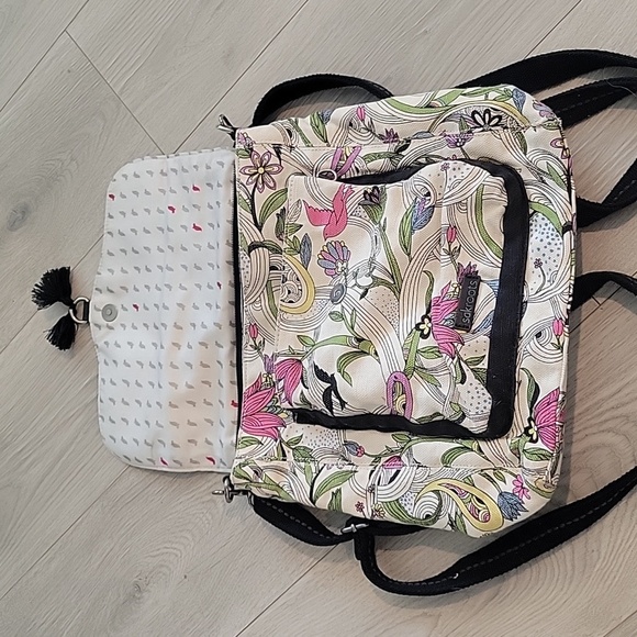 Sakroots By The Sak Convertible Colette Backpack Shoulder Bag White Peace Dove - Picture 4 of 7